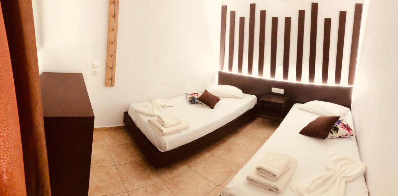 Guest house Livadaros