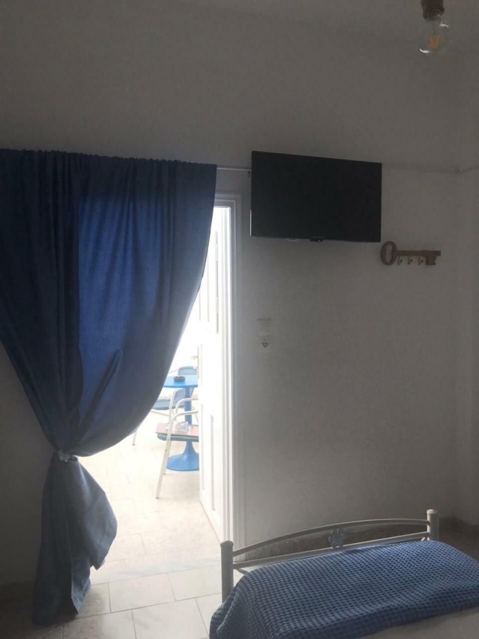 Apartment Letta Perissa (Santorini)