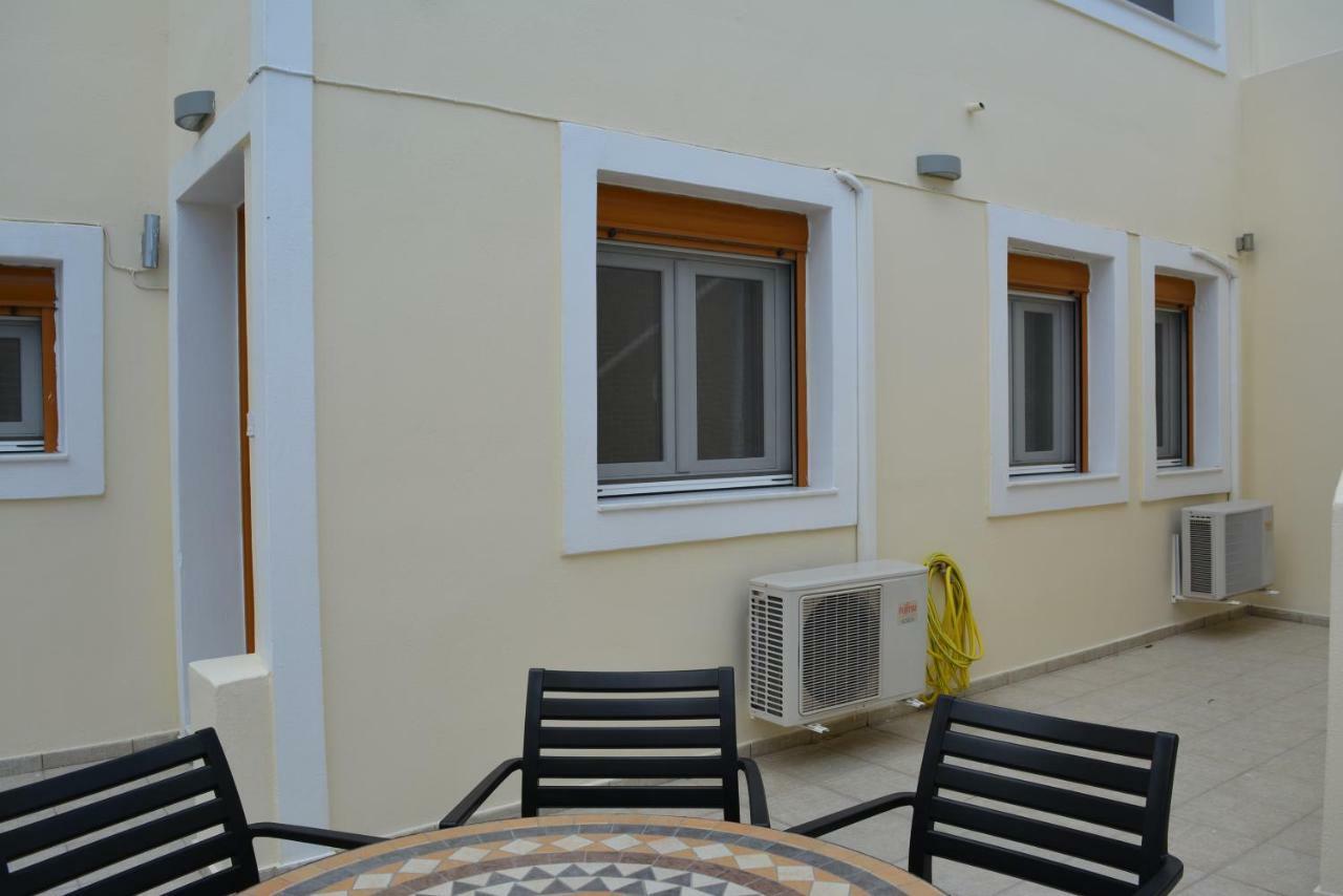 Anemomilos Aparthotel