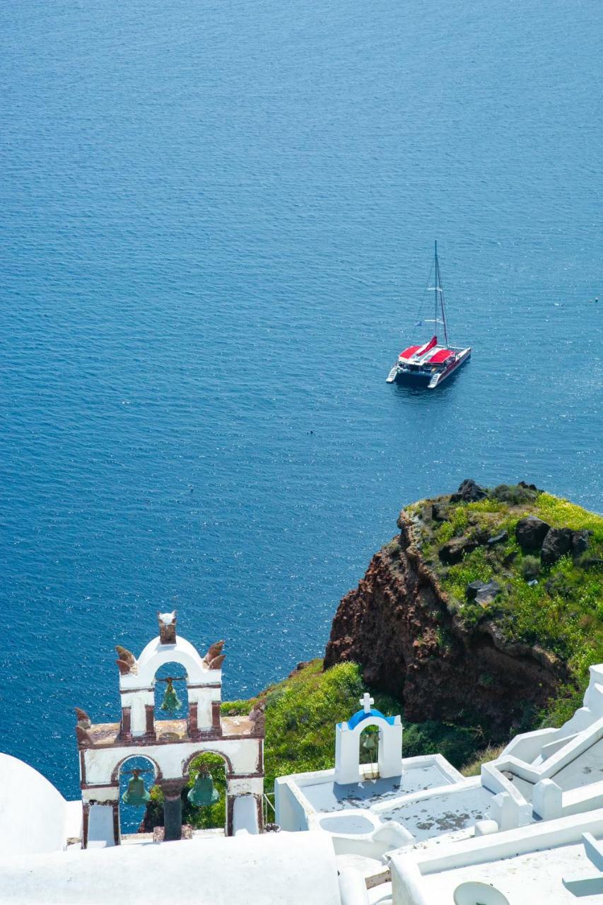 White Cave House * Oia (Santorini)