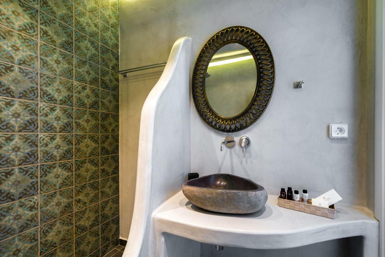 Emerald Collection Hotel
