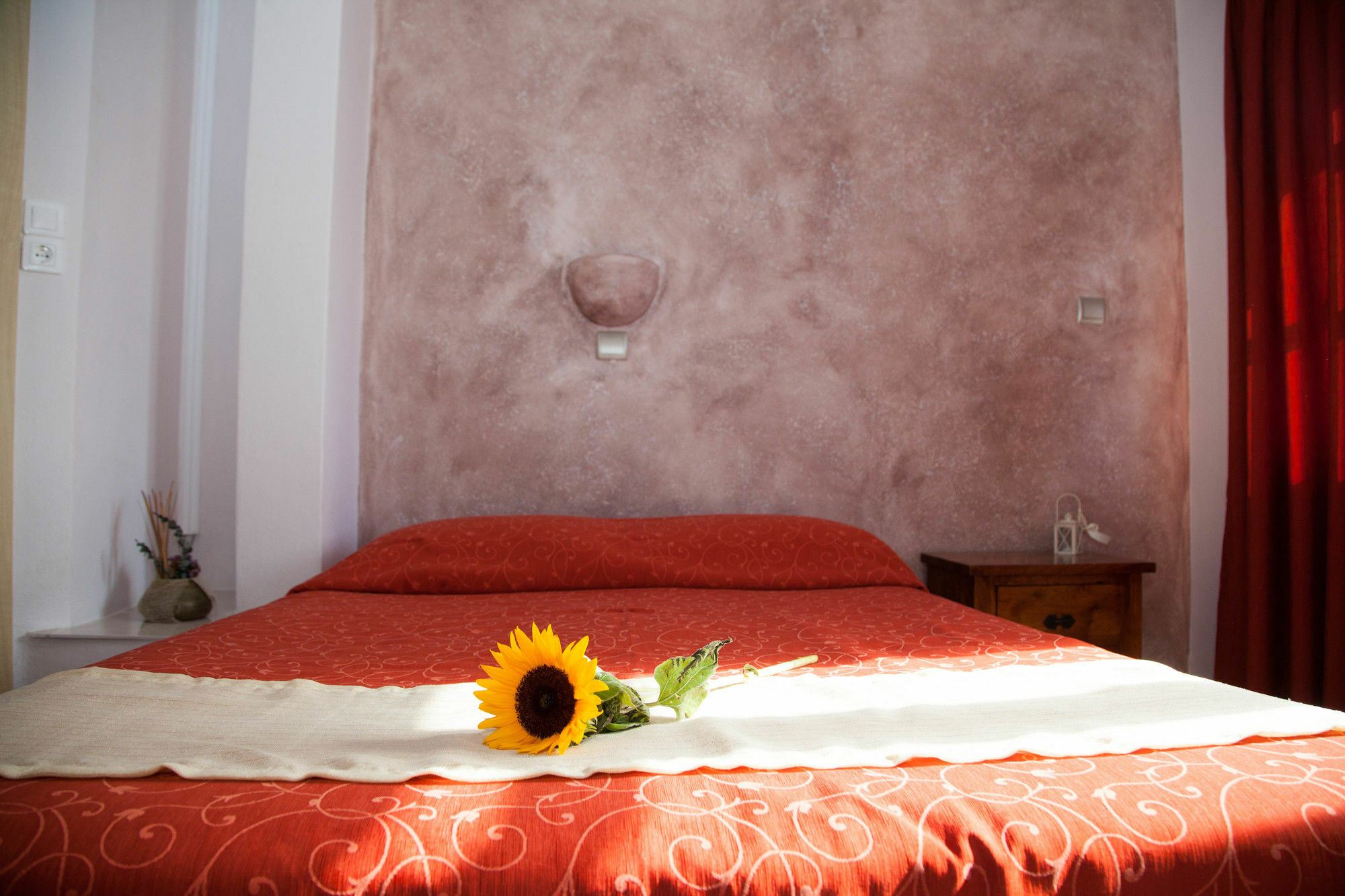 Ilias Aparthotel 3*