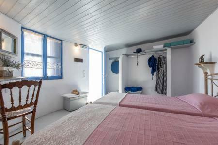 Emmantina Bed & Breakfast Messaria (Santorini)