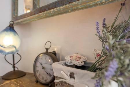 Bed & Breakfast Emmantina Messaria (Santorini)