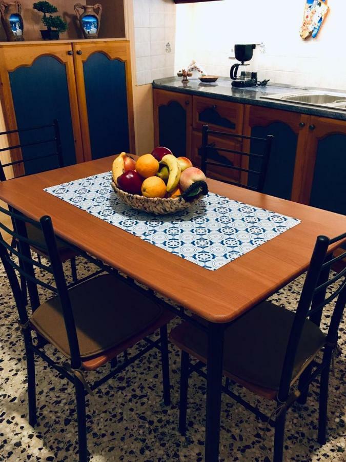 Atlantida Spacious Flat Holiday home Fira (Santorini)