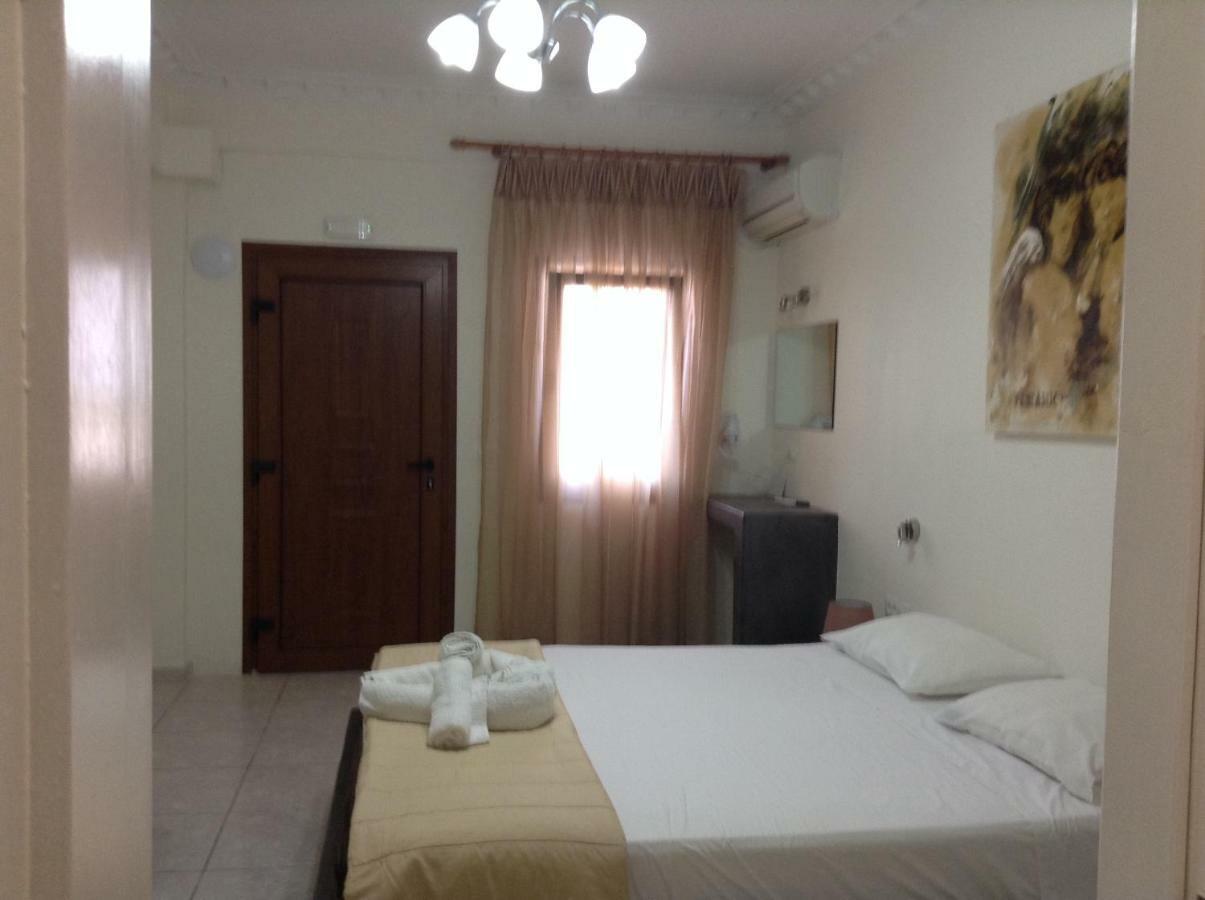 Romantic Hotel