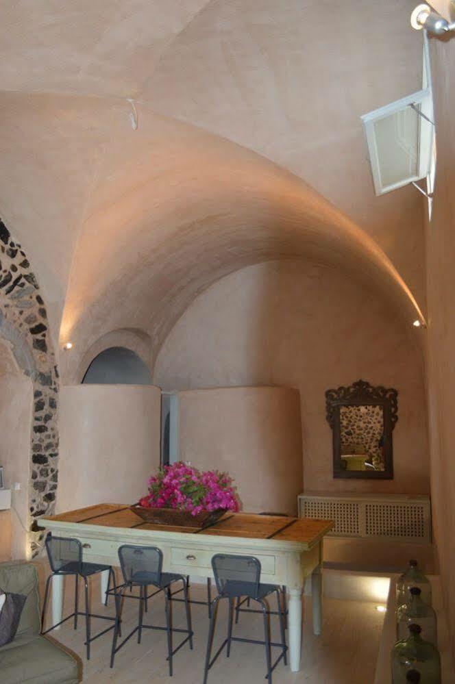Villa Old Winery Pyrgos Kallistis