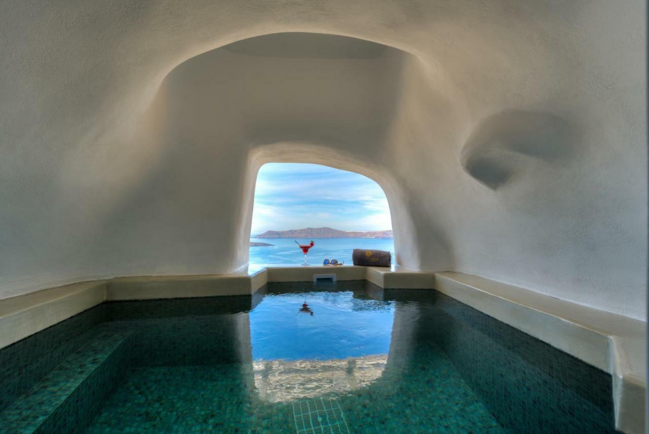 Iriana Suites Apartment