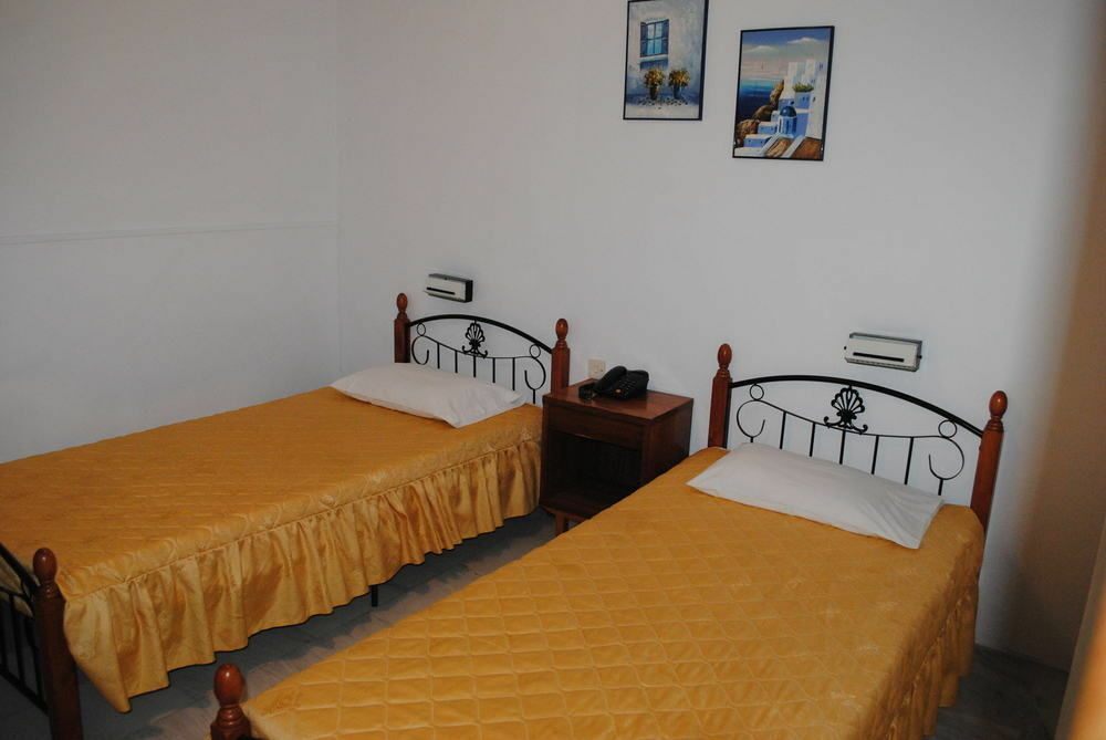 Hotel Santorini