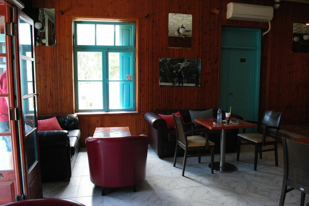 Santorini Hotel