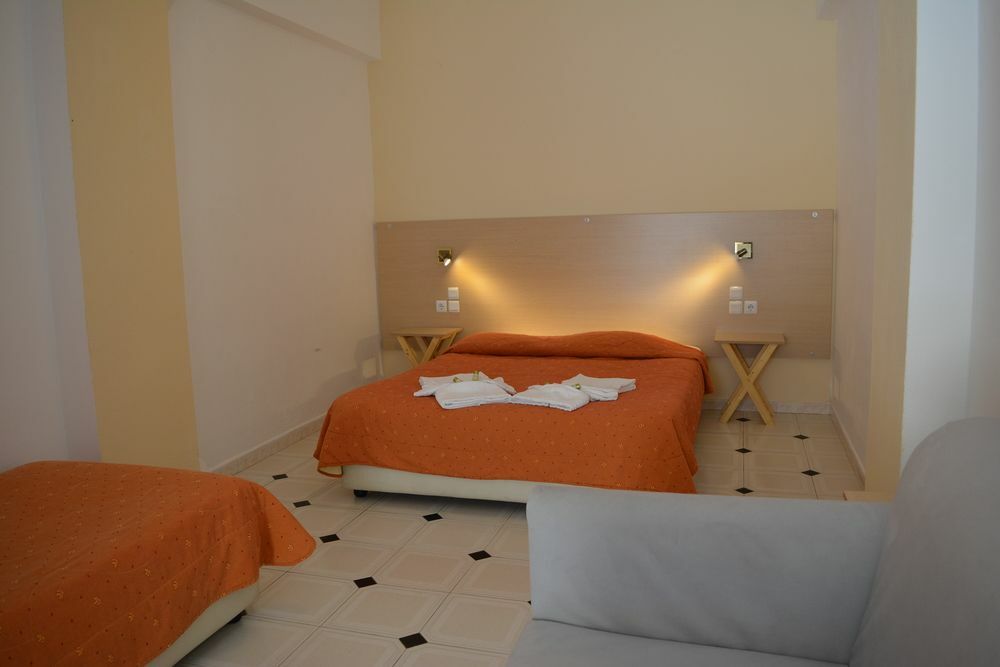 Aparthotel Anemomilos Fira (Santorini)