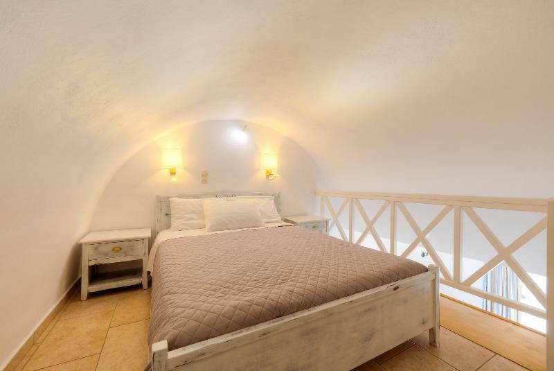 Mathios Village 3* Akrotiri (Santorini)