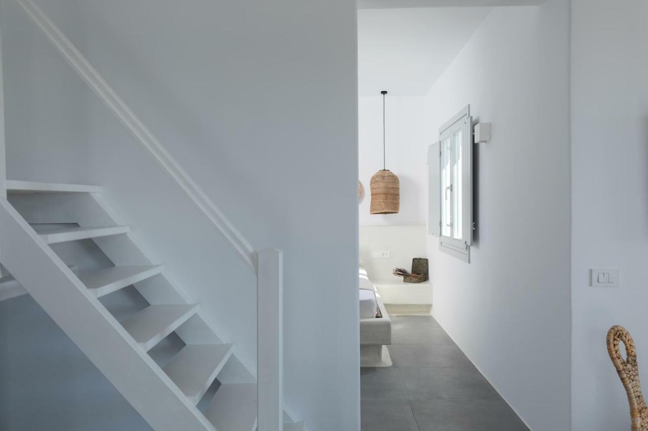 Villa Bianco Diverso Imerovigli (Santorini)