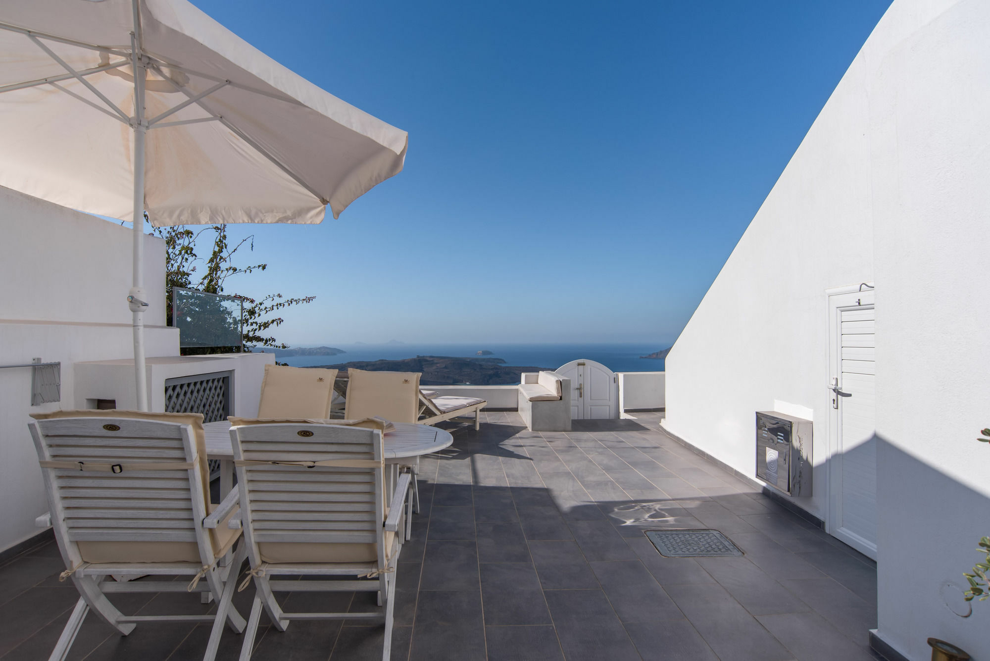 Karpimo Horizon - Caldera View With Private Hot Tub Villa