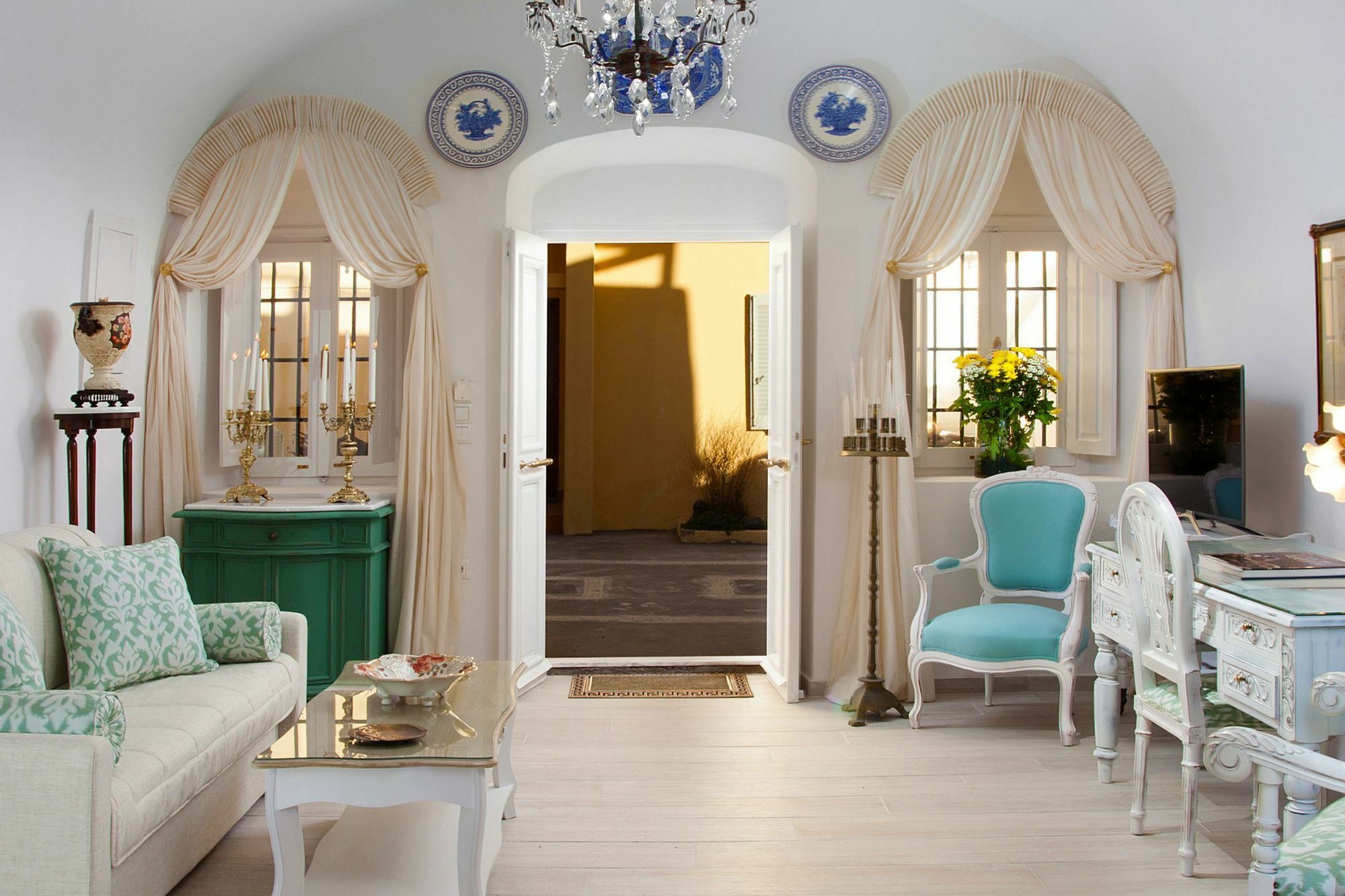 Villa Olive Cave Houses *
