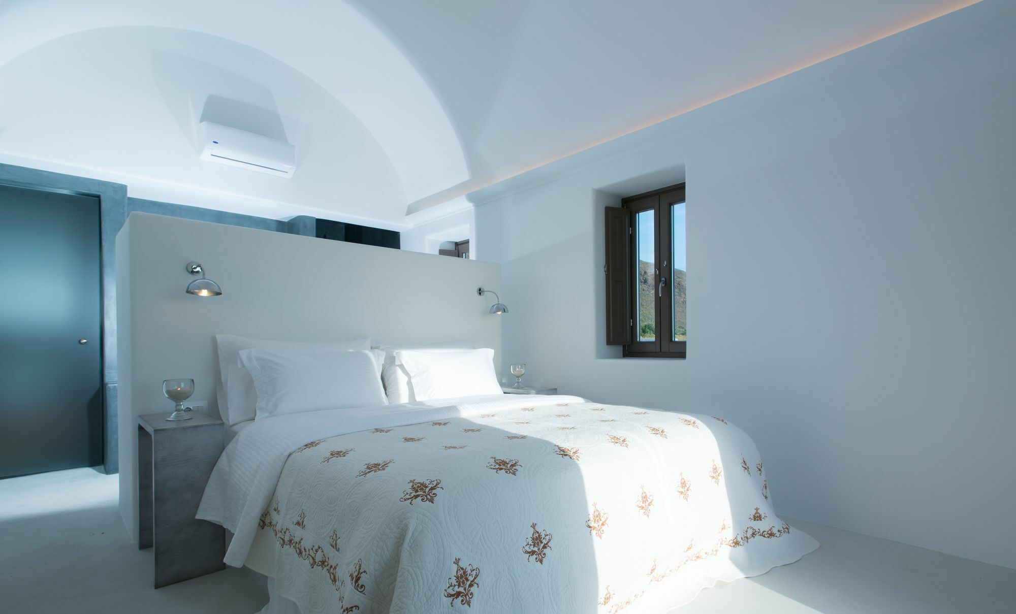 Azar * Imerovigli (Santorini)