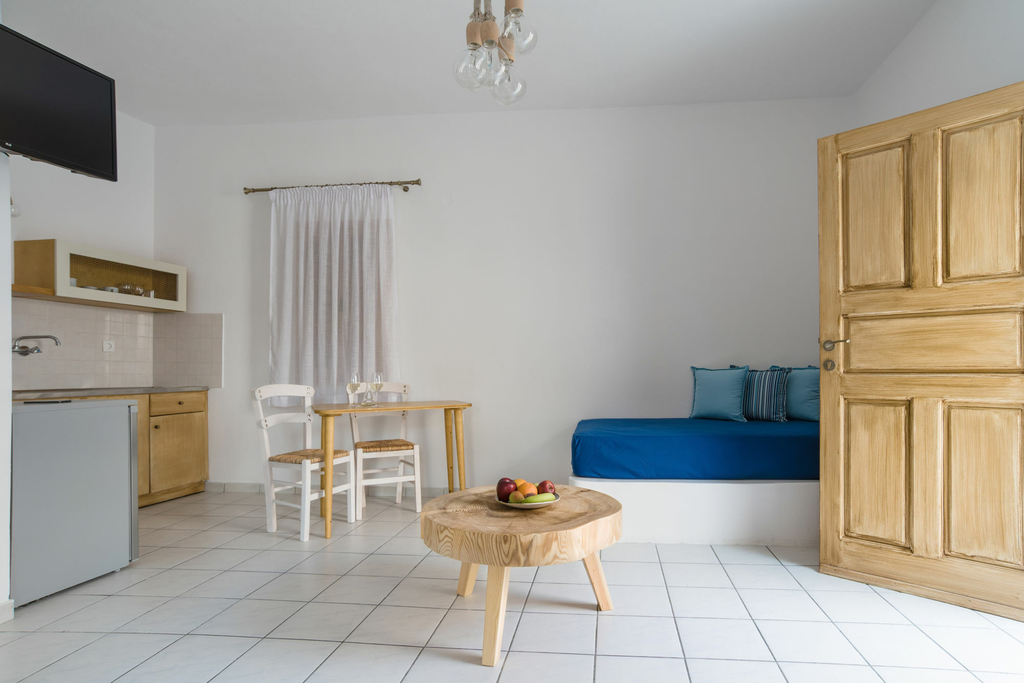 Santorini Crystal Blue Hotel 4*