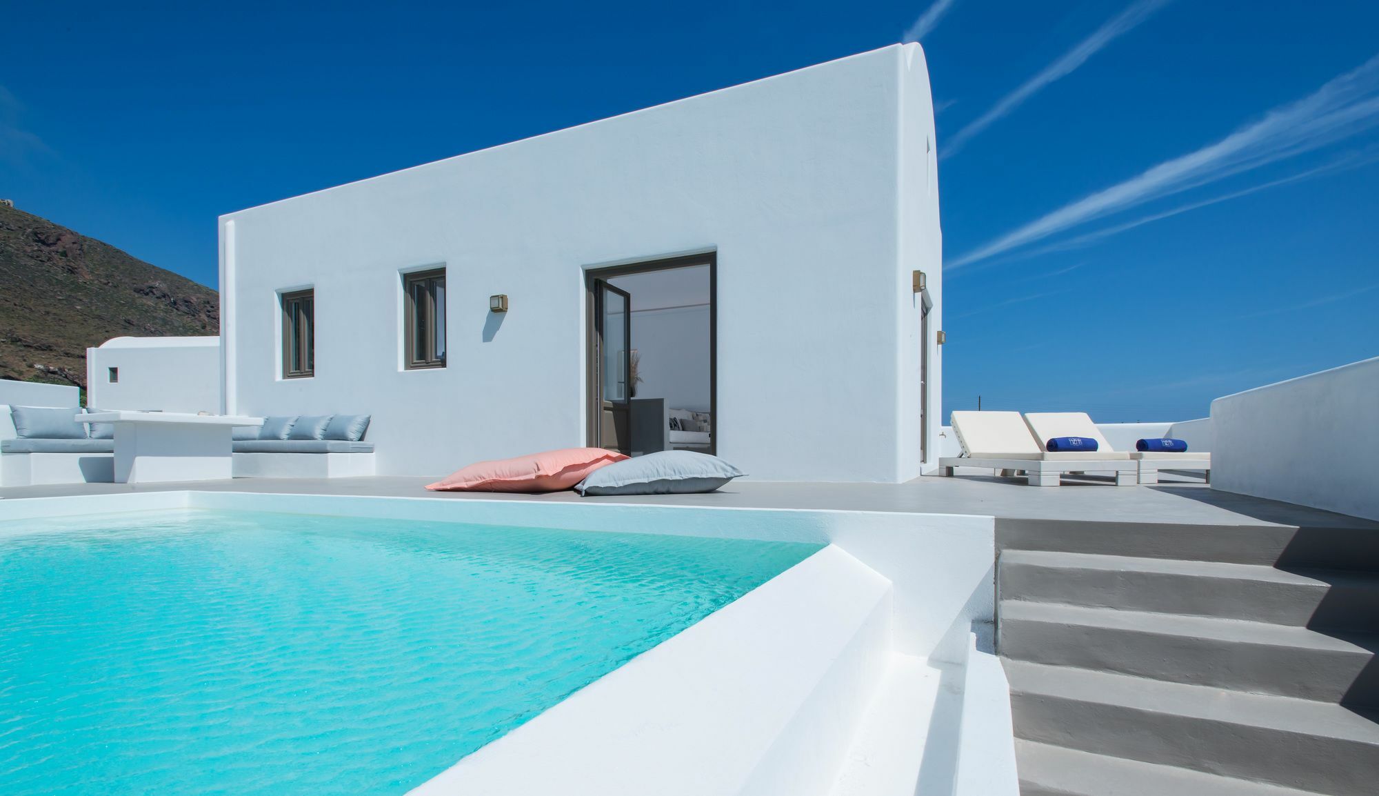 Azar Villa *