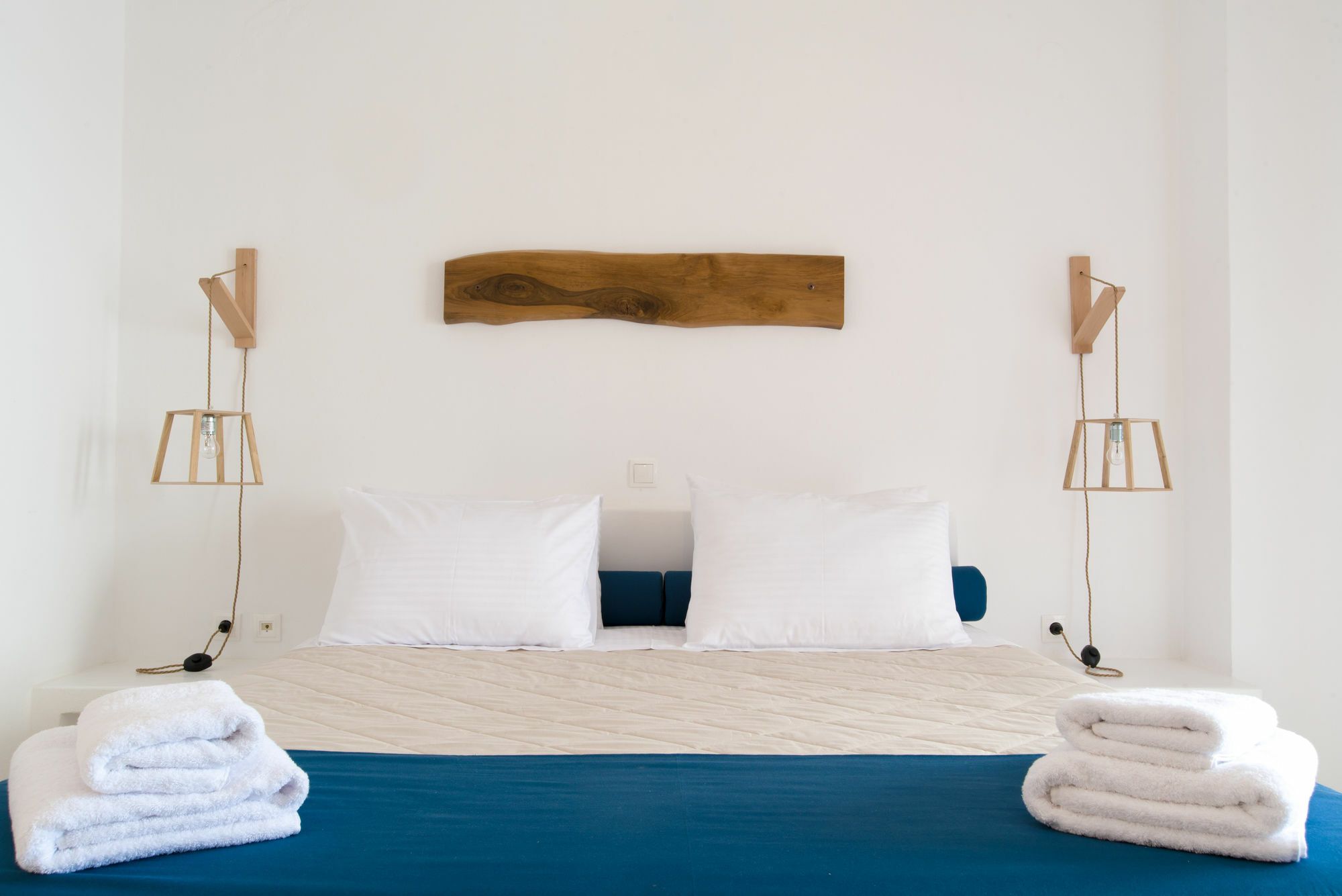 Hotel Santorini Crystal Blue 4*