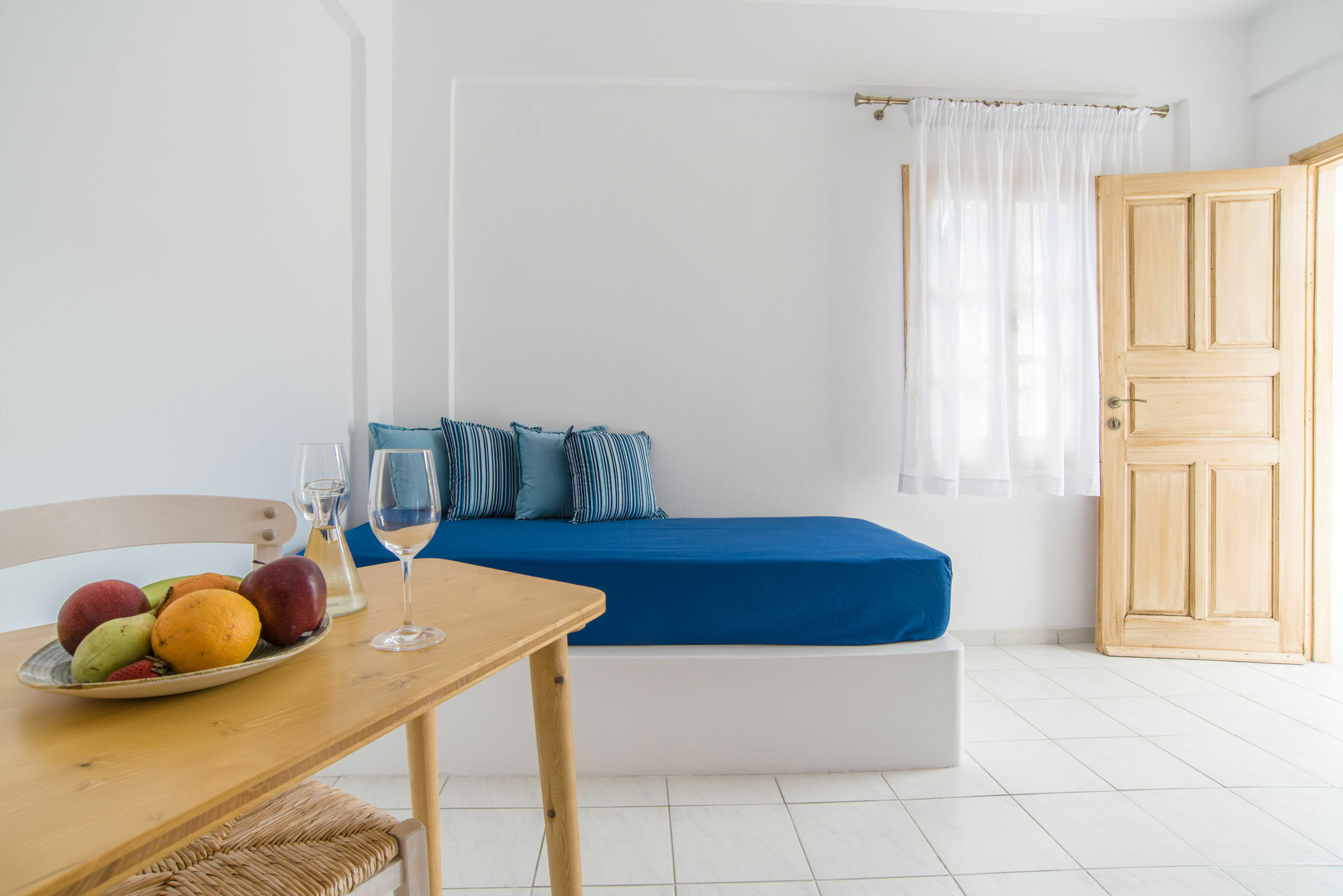 Santorini Crystal Blue 4*