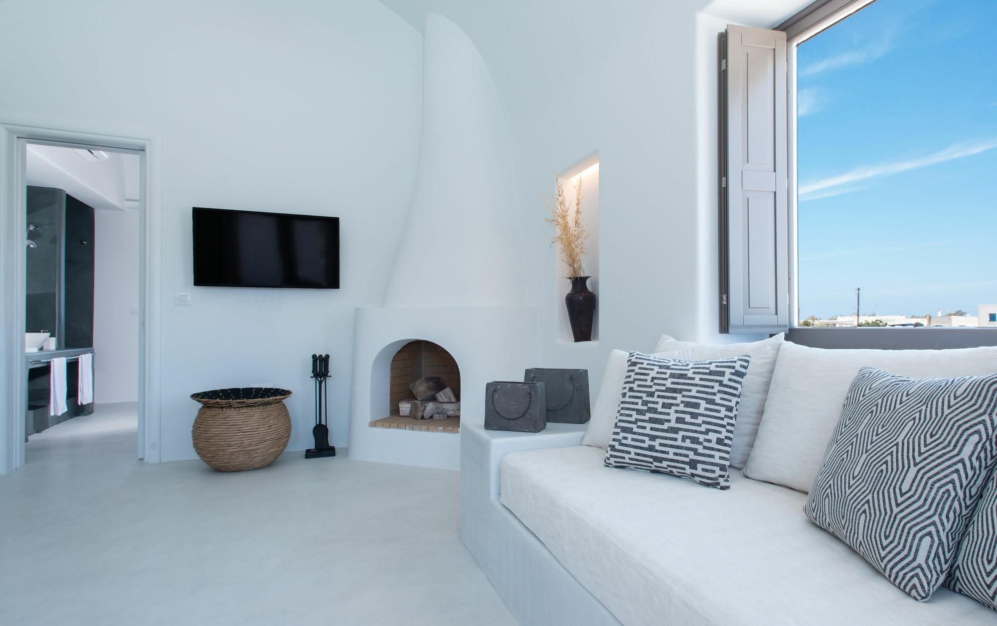 Azar Villa