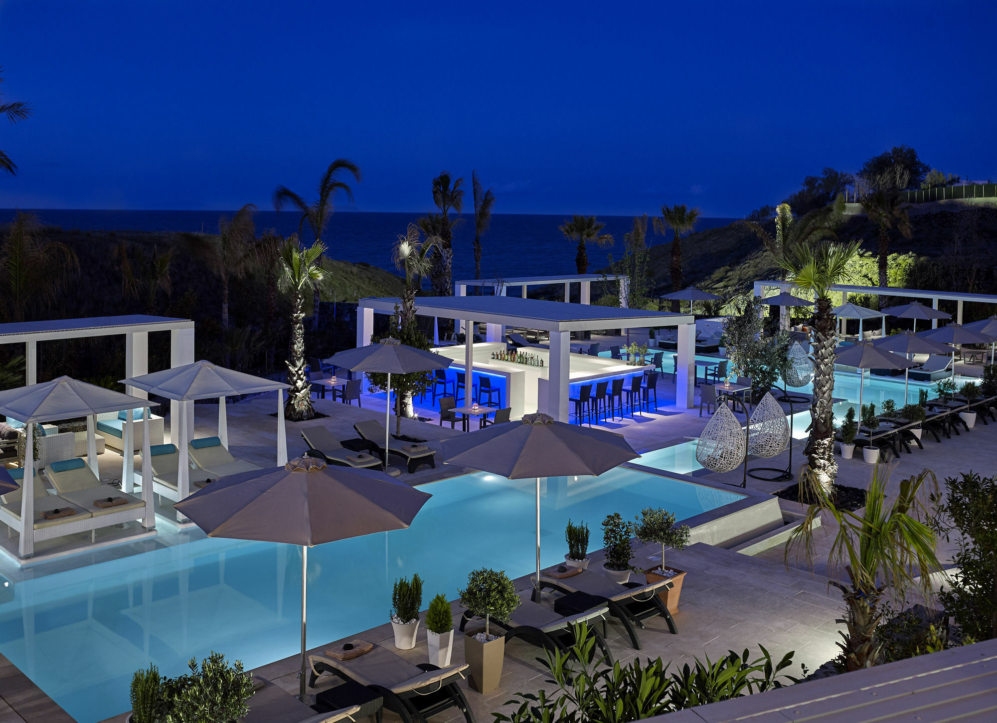 Hotel Aurora Luxury Suites 4*