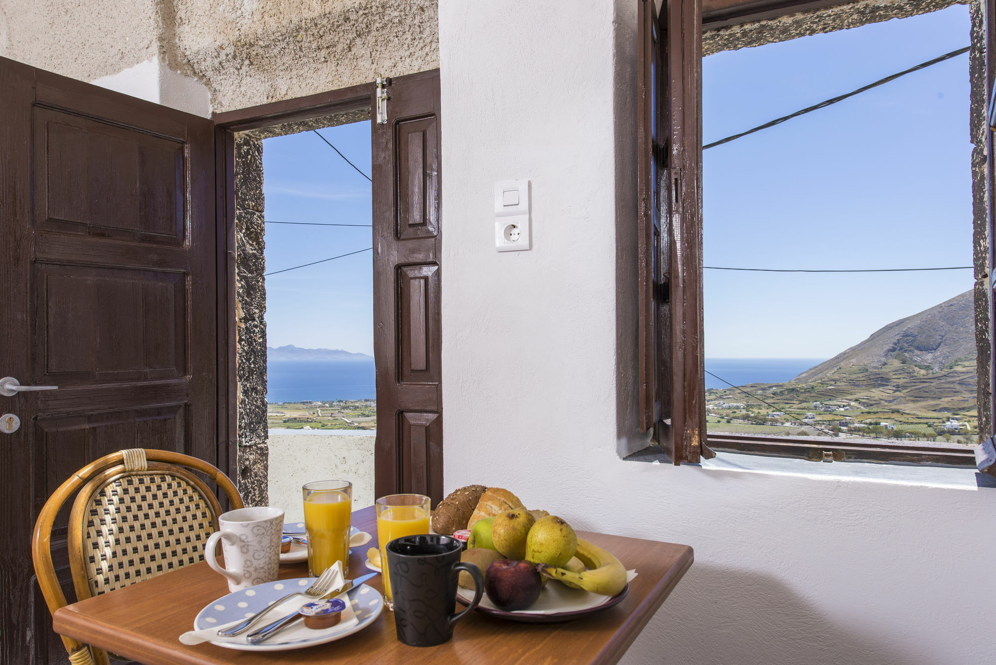Morning Star Traditional * Pyrgos Kallistis