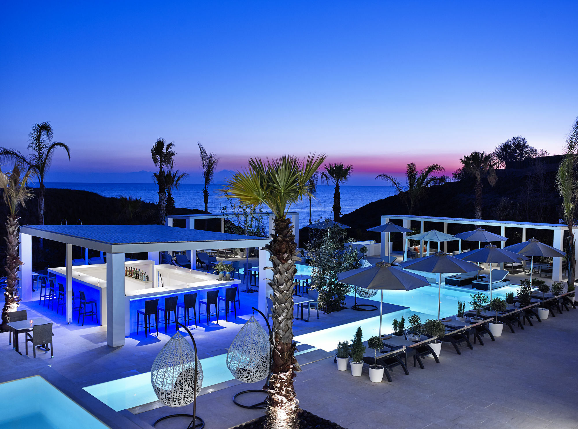 Aurora Luxury Suites Imerovigli (Santorini)