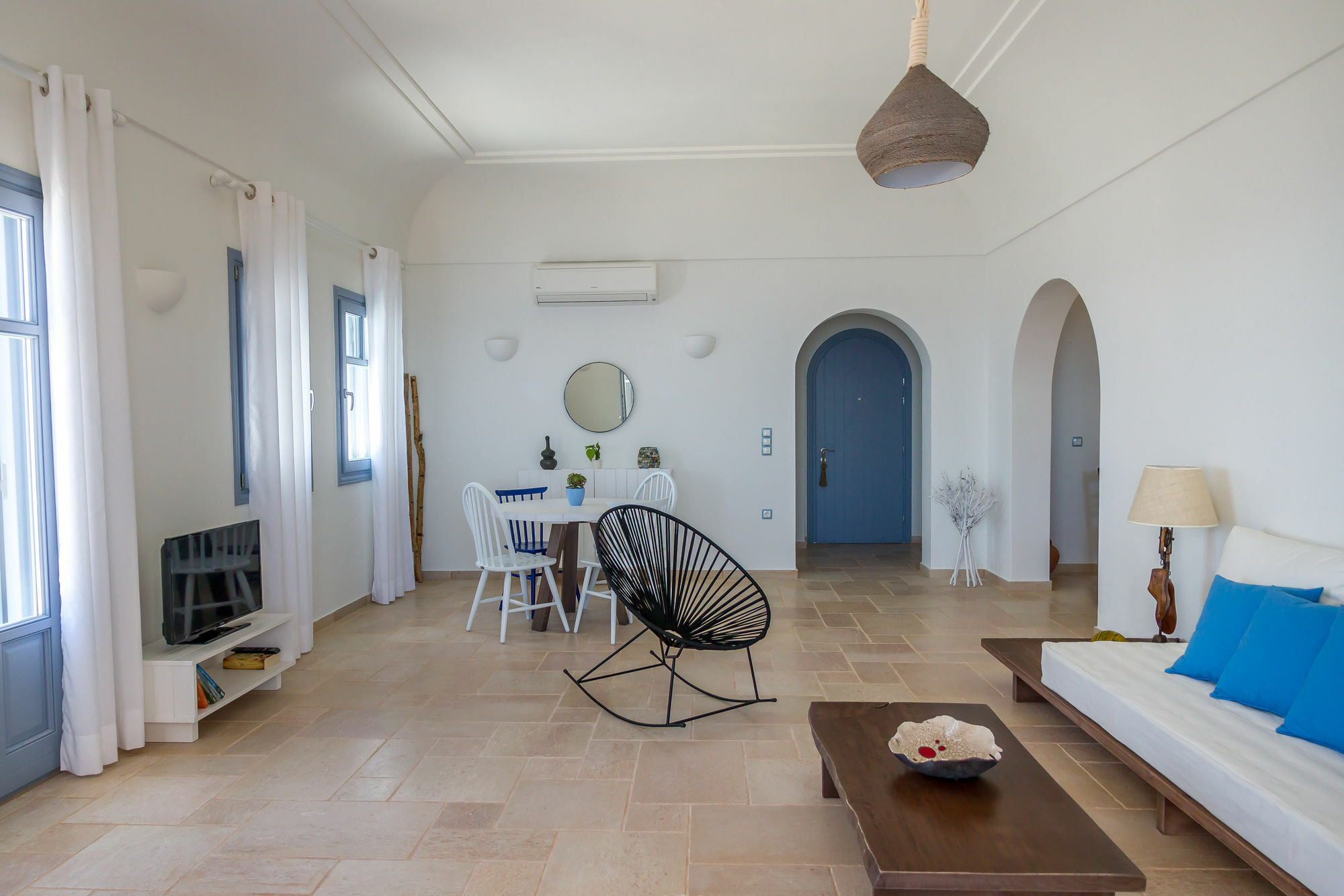 Enastron Villa