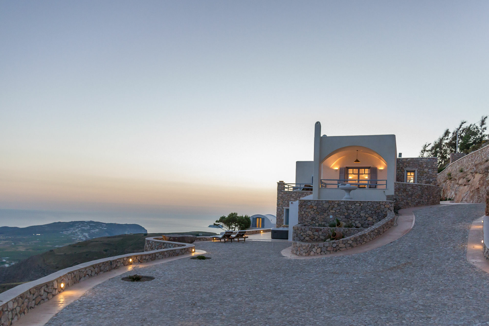 Villa Enastron