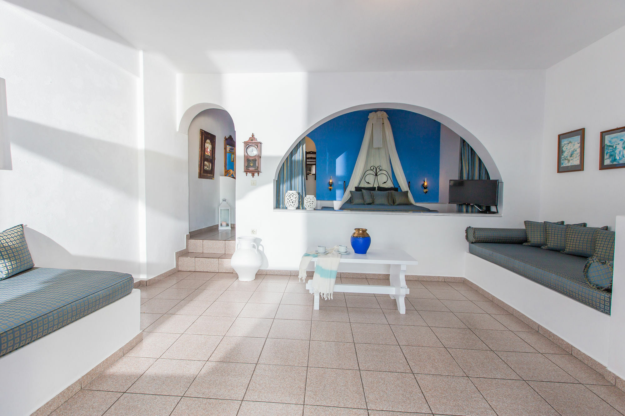 Lukas Imerovigli (Santorini)