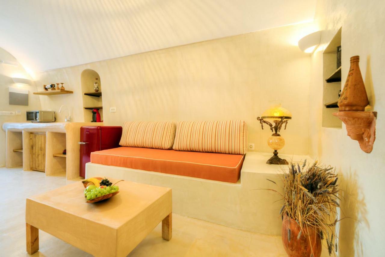 Pasithea Bed & Breakfast 2*