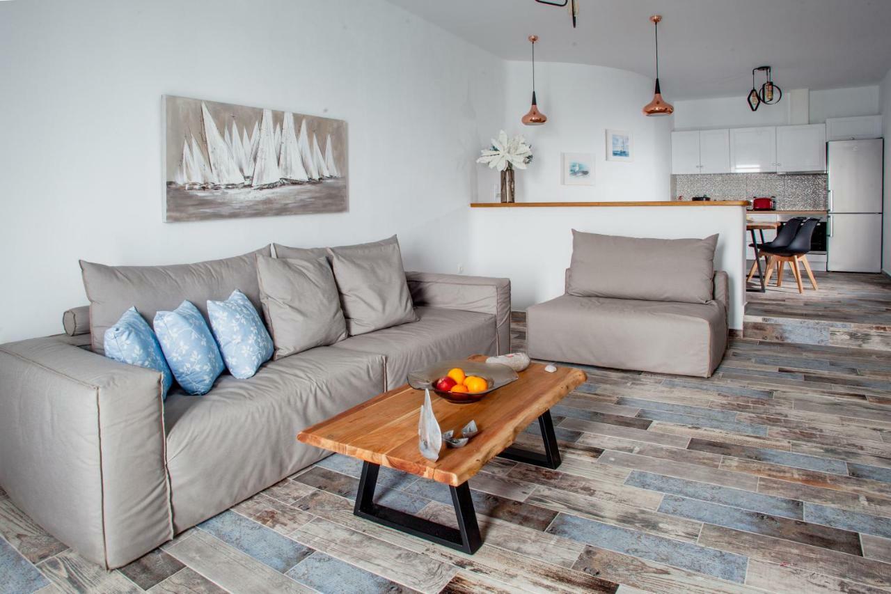 Abelomilos Exclusive Apartment