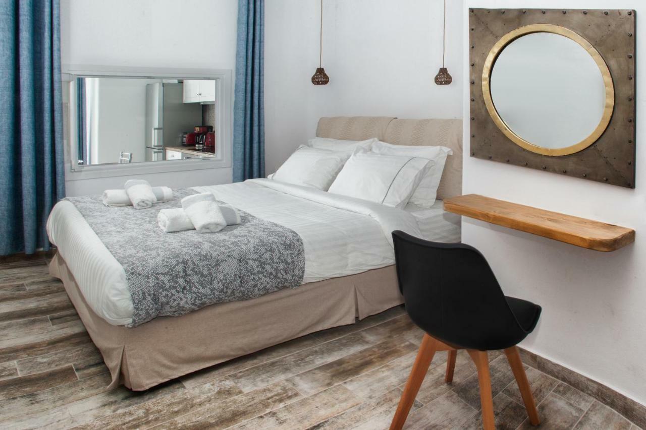Abelomilos Exclusive Imerovigli (Santorini)