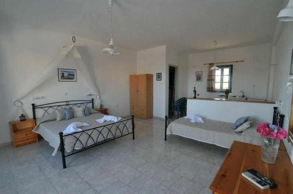 Aparthotel Thira's Dolphin Akrotírion