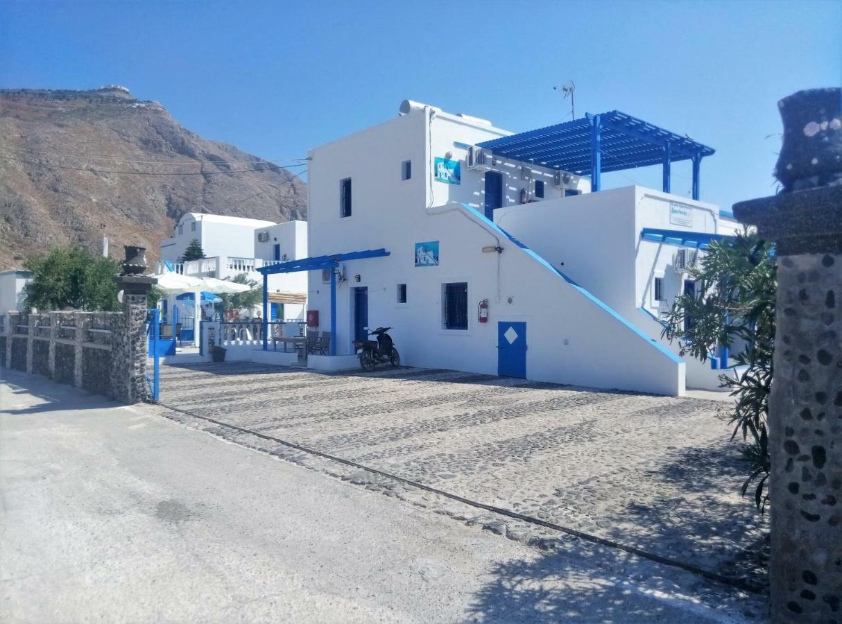 Kapetanios Apartment Perissa (Santorini)