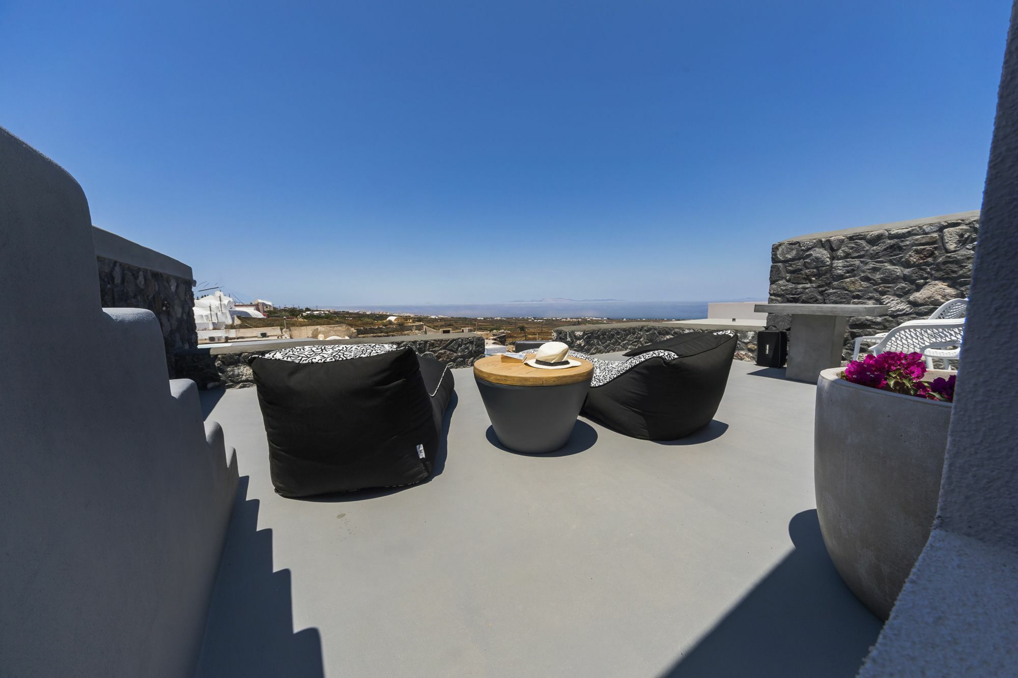 Hotel Elysian Santorini 3*