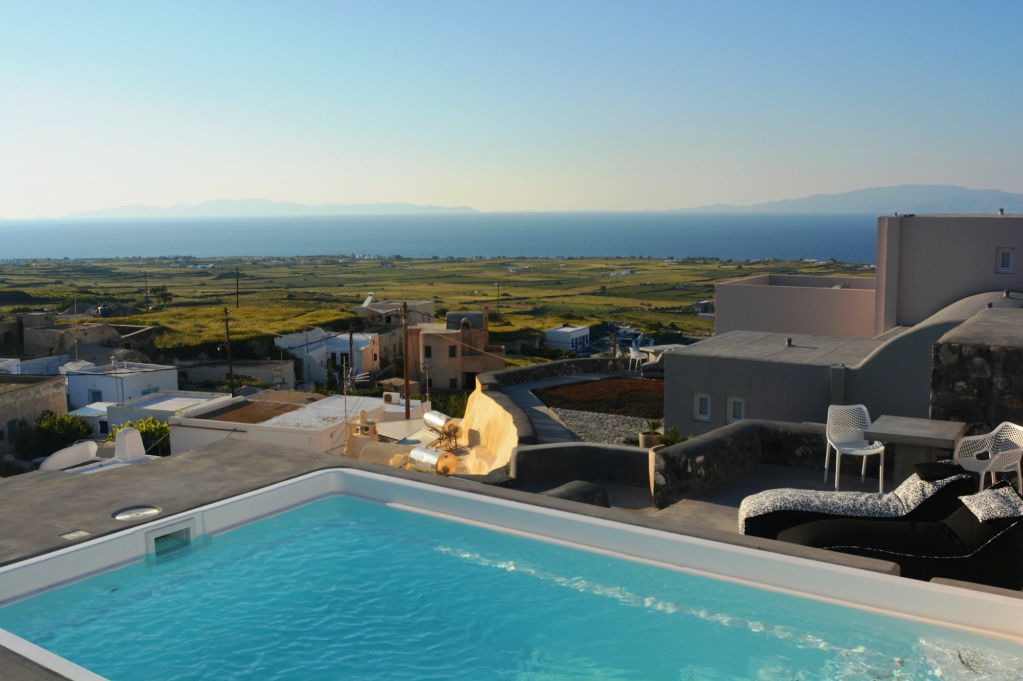 Hotel Elysian Santorini 3*