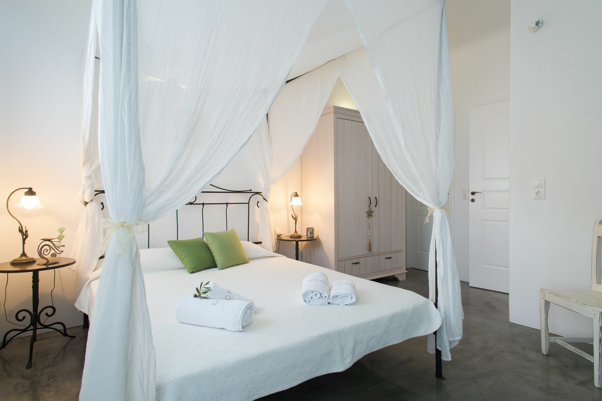 Theros Houses Santorini Kamari (Santorini)