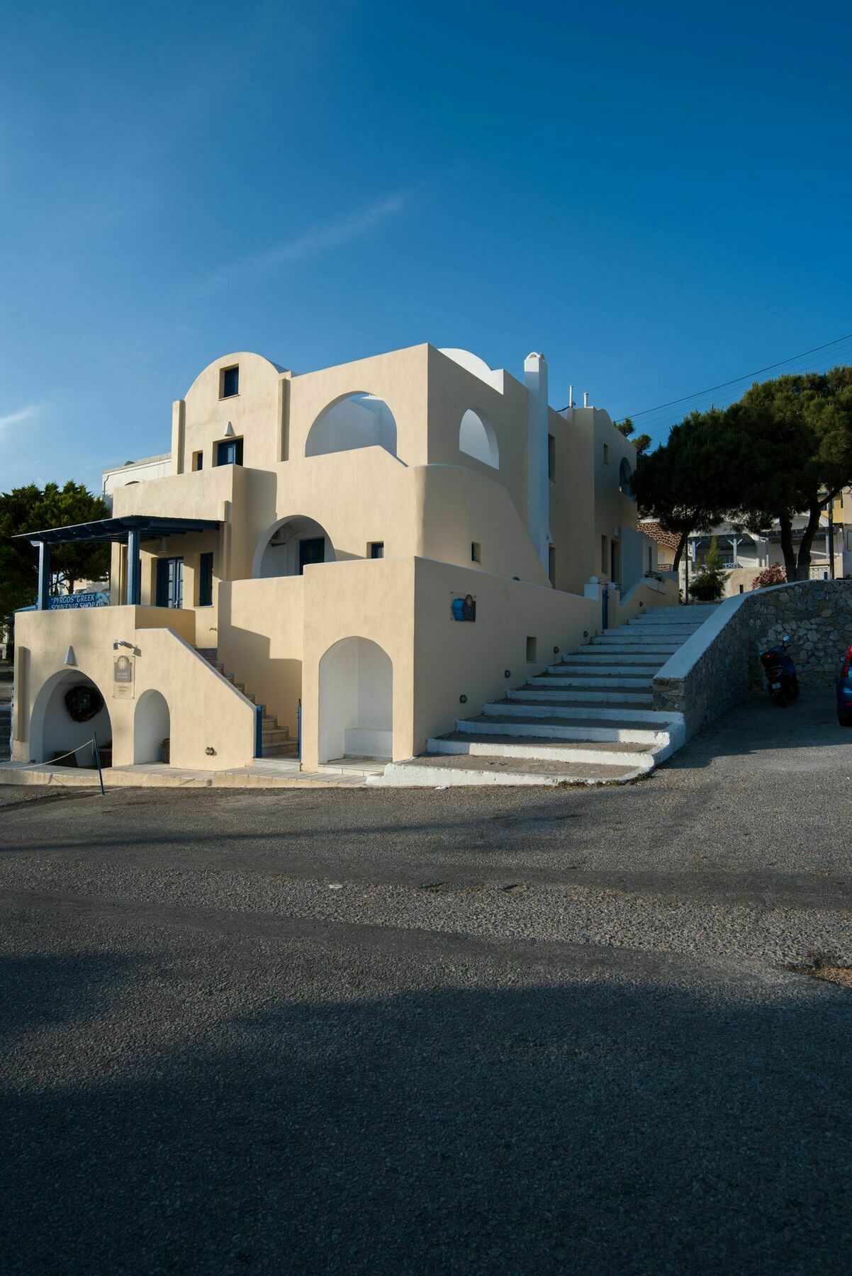 Aparthotel Cultural House 3*