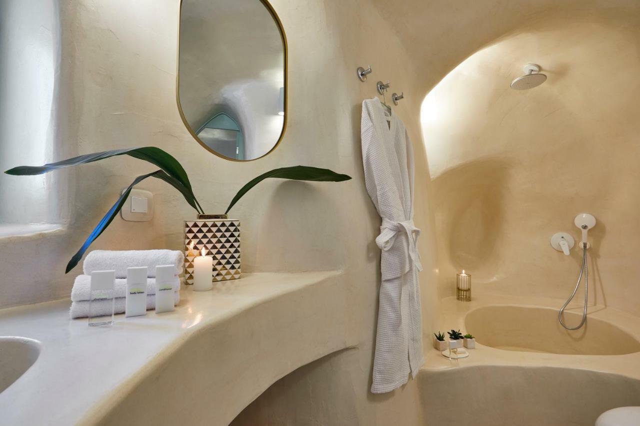 Gitsa Cliff Luxury Imerovigli (Santorini)