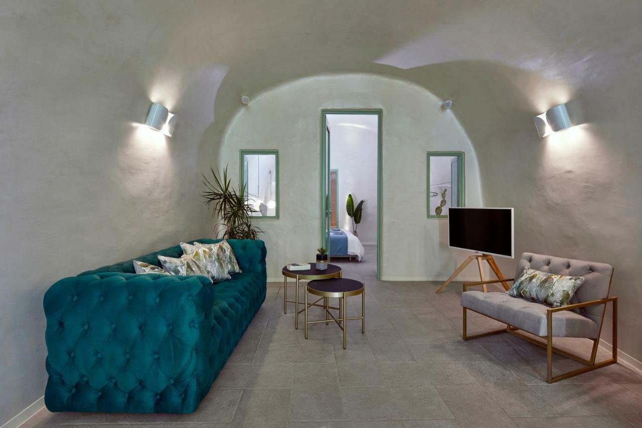 Gitsa Cliff Luxury Villa *