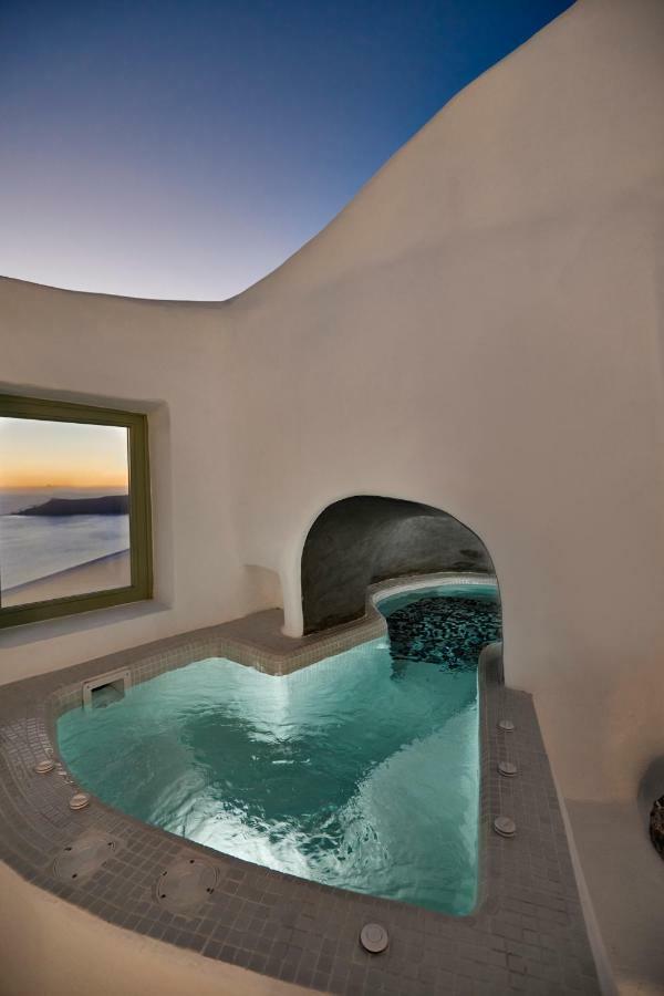 Villa Gitsa Cliff Luxury