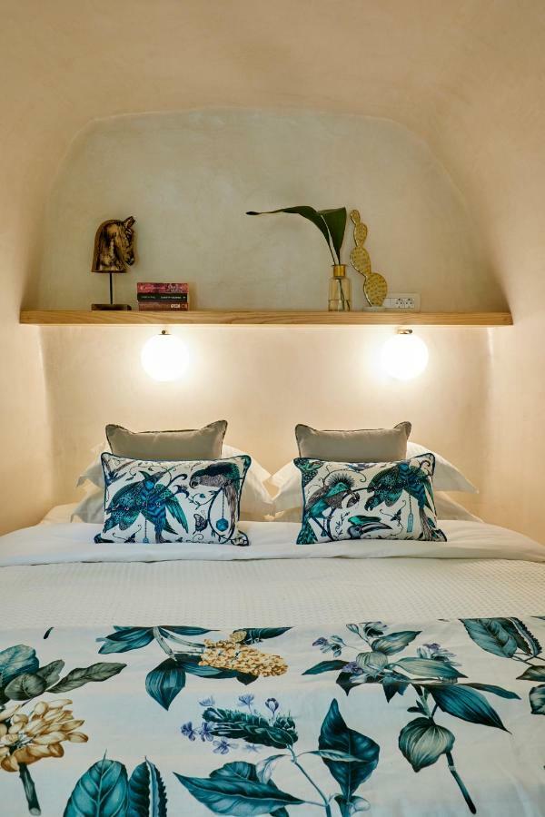 Gitsa Cliff Luxury * Imerovigli (Santorini)