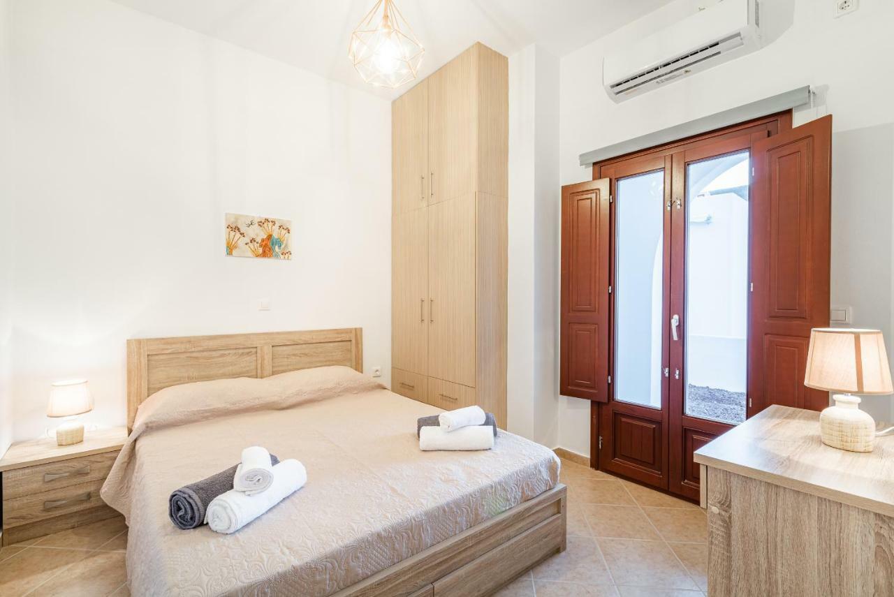 Apartment Rhenea Imerovigli (Santorini)