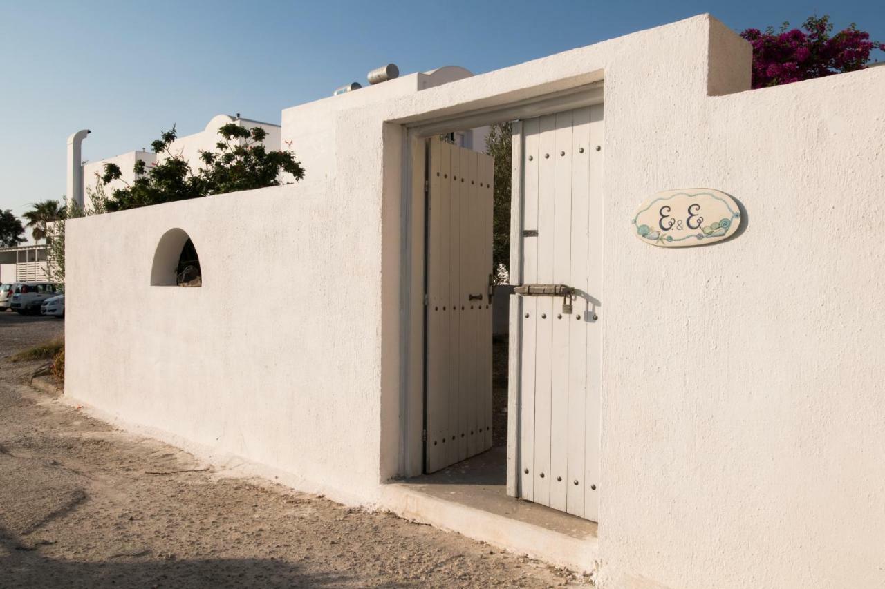 Villa E & E *