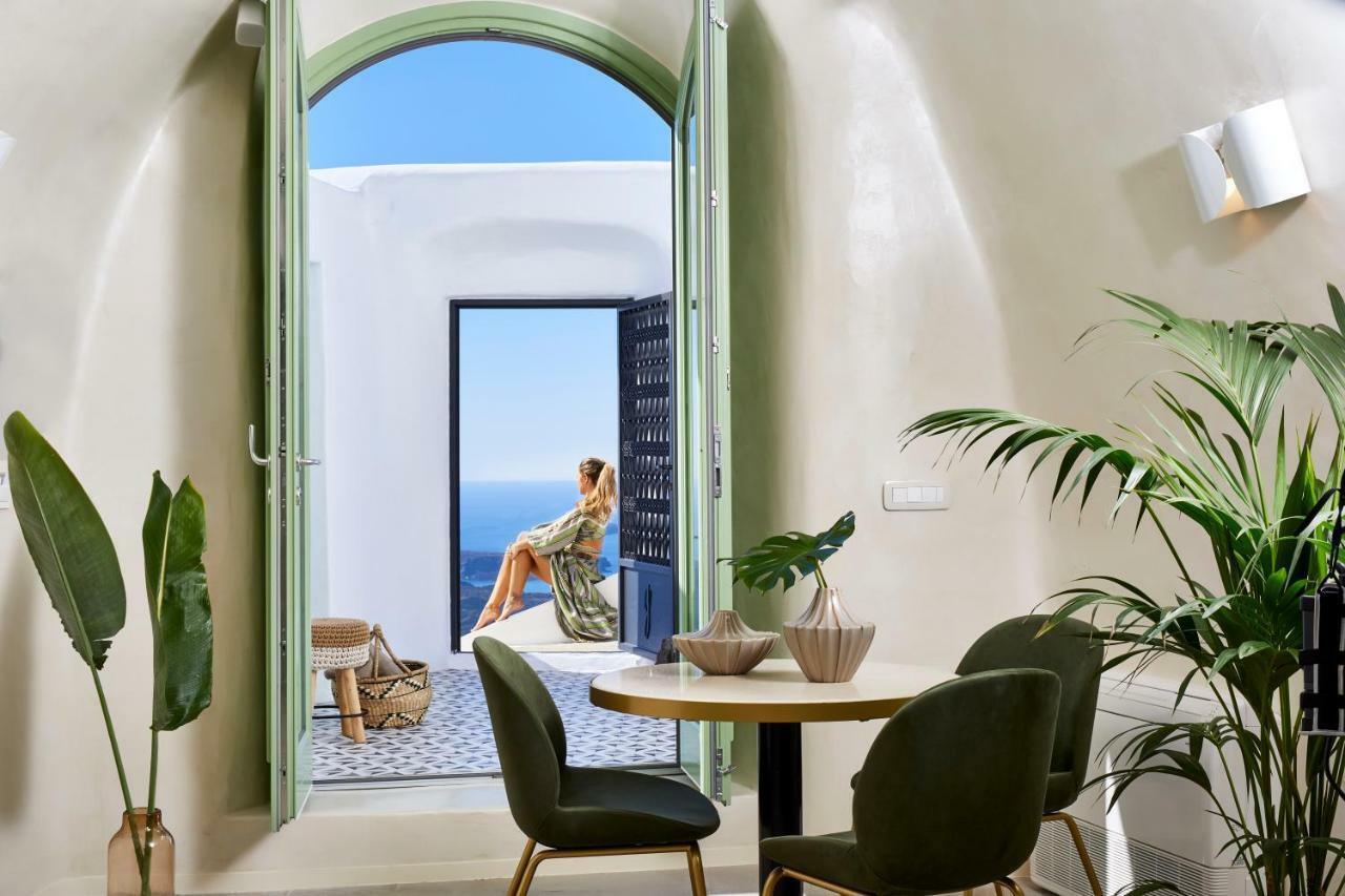 Gitsa Cliff Luxury Villa *