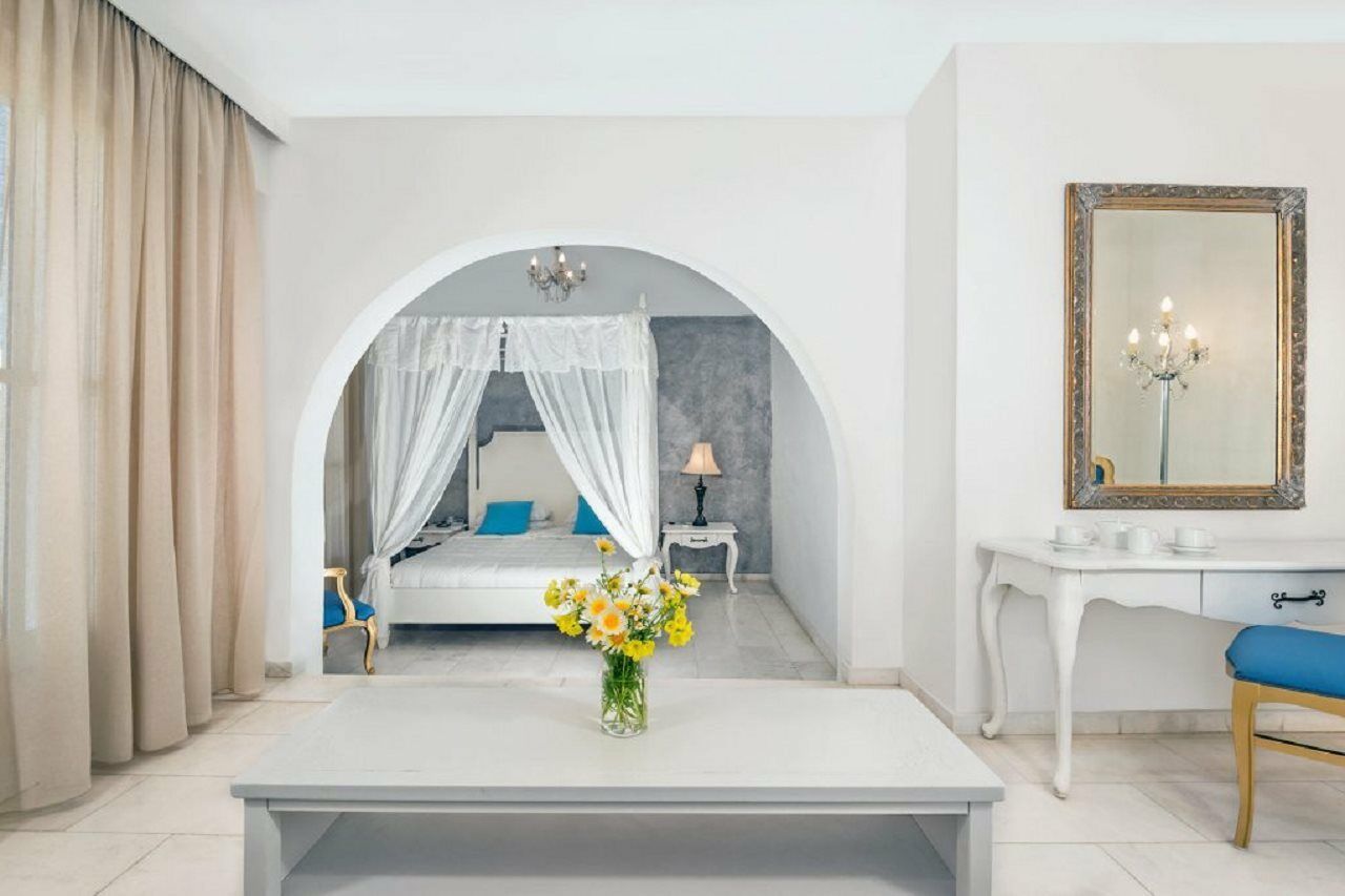 Amaria By Nomee Hospitality Group 5* Agia Paraskevi (Santorini)
