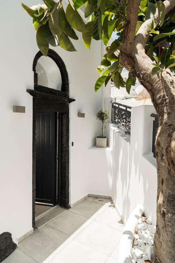 Secret Spot Luxury Villa Fira (Santorini)