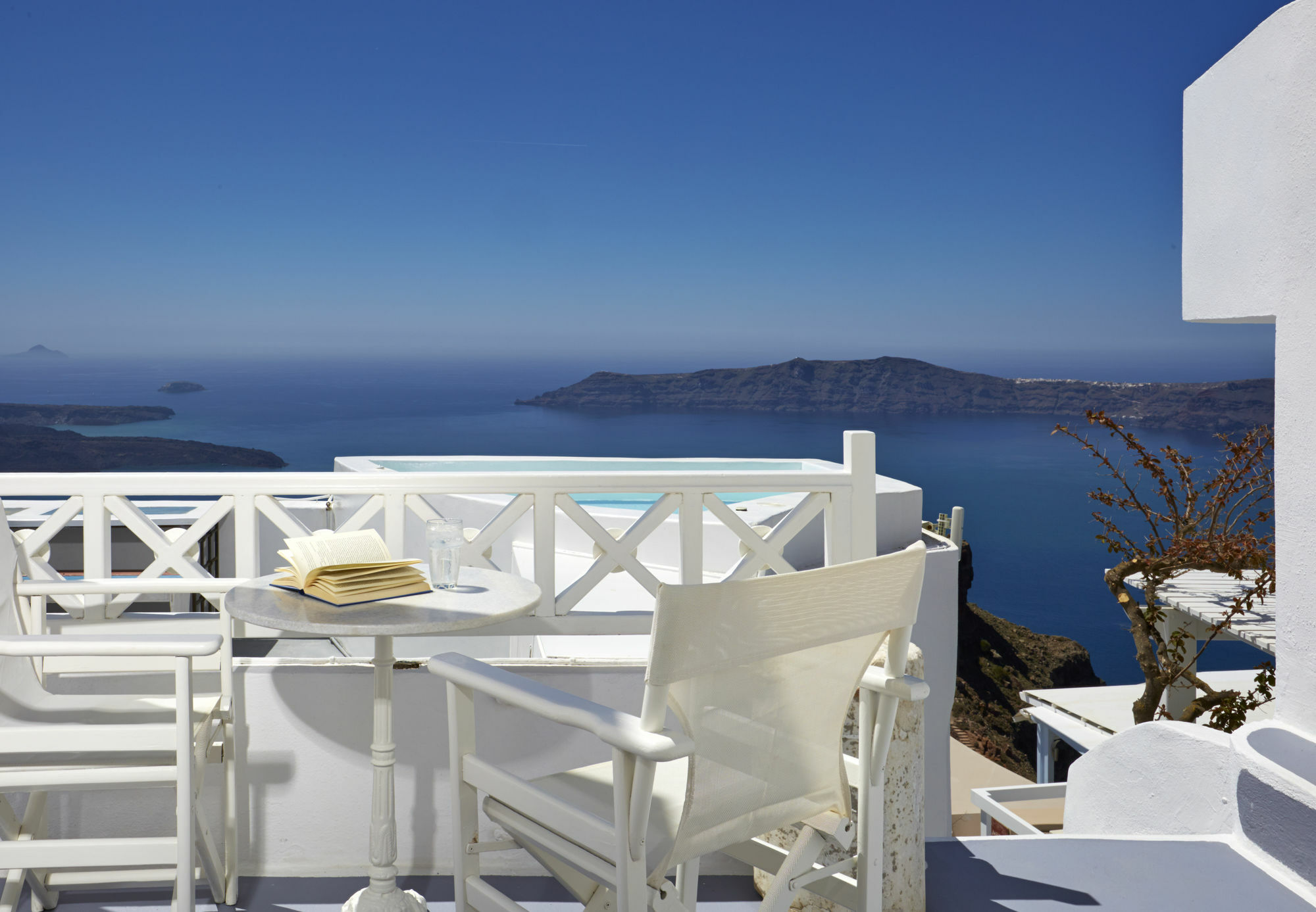 Whitedeck Santorini